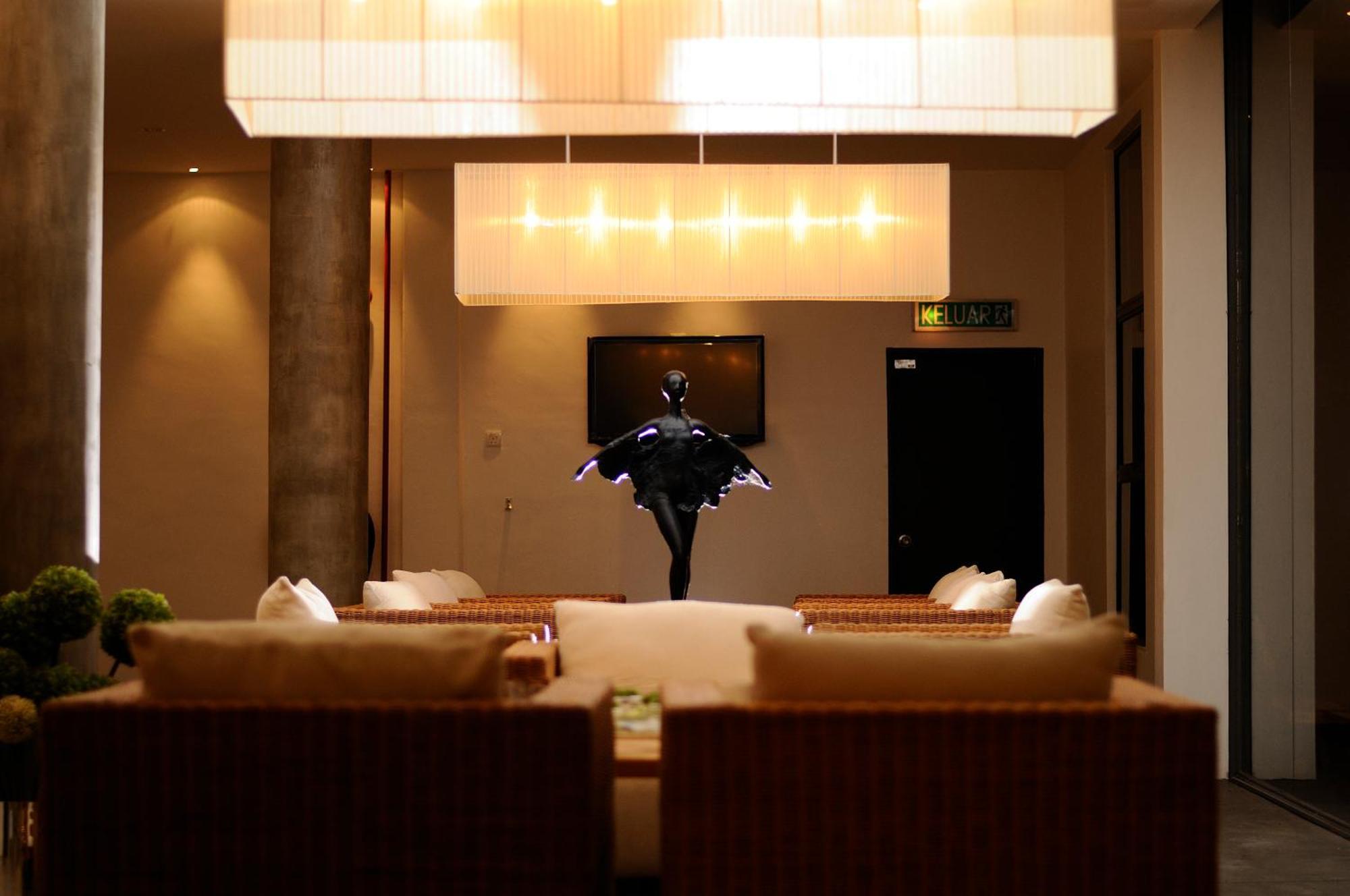 T+ Hotel Sungai Korok Алор Сетар Екстериор снимка